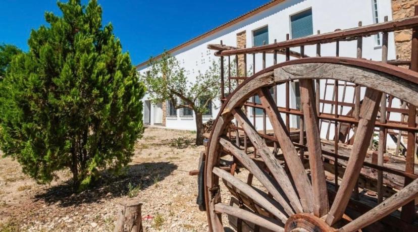 Alojamiento Rural La Granja De Las Monjas Jaén Exterior foto